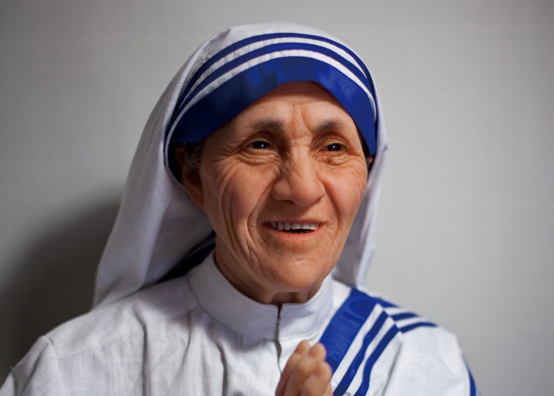 Loving Mother Teresa Pic